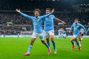 Oscar Bobb: Chấn thương bất ngờ lại cản bước ngôi sao trẻ Man City
