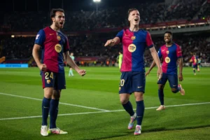 Barcelona hiện đang có phong độ cao và sở hữu lực lượng mạnh mẽ